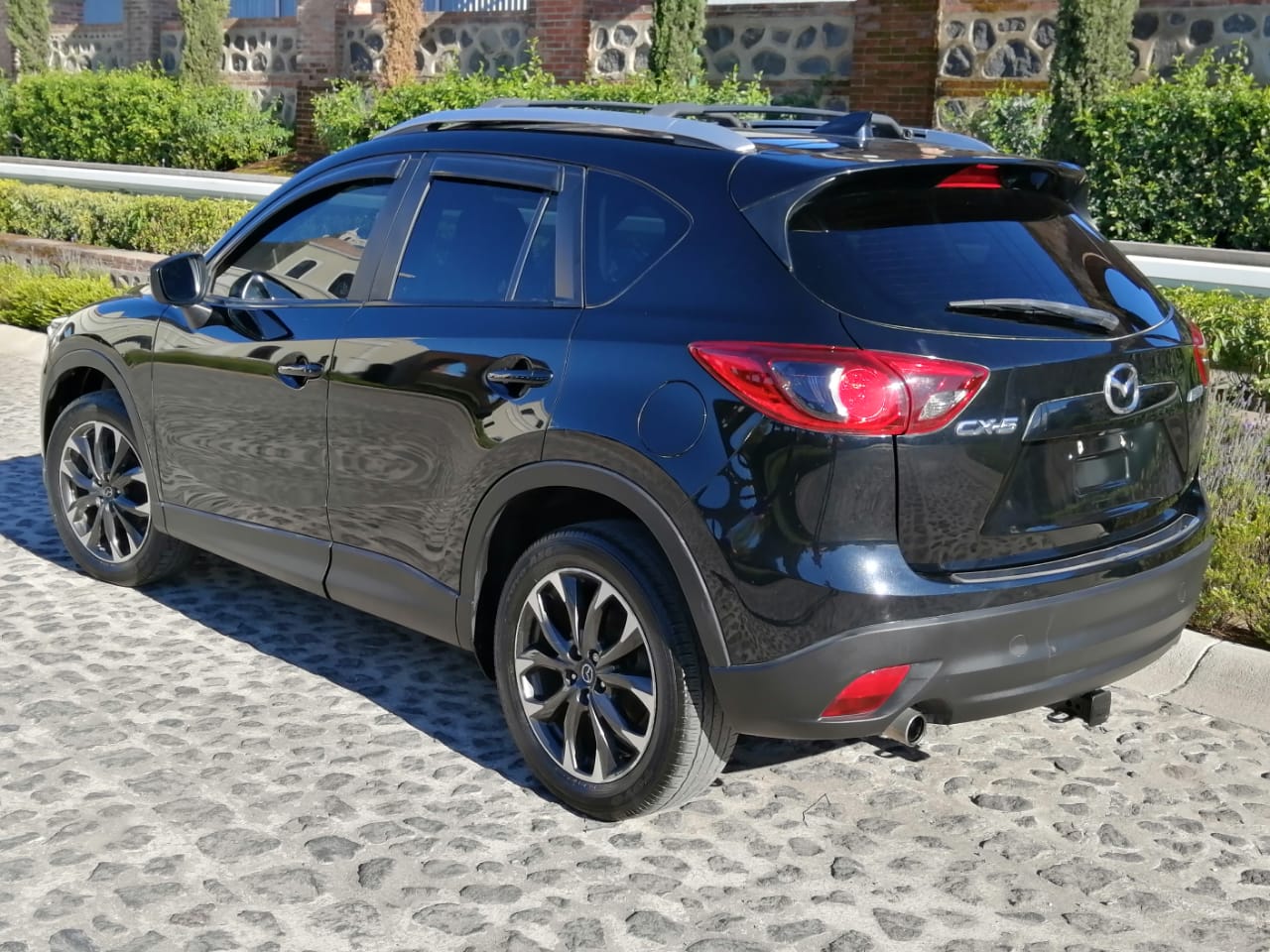 Private Car Guatemala City Airport to Antigua Guatemala - Image 4