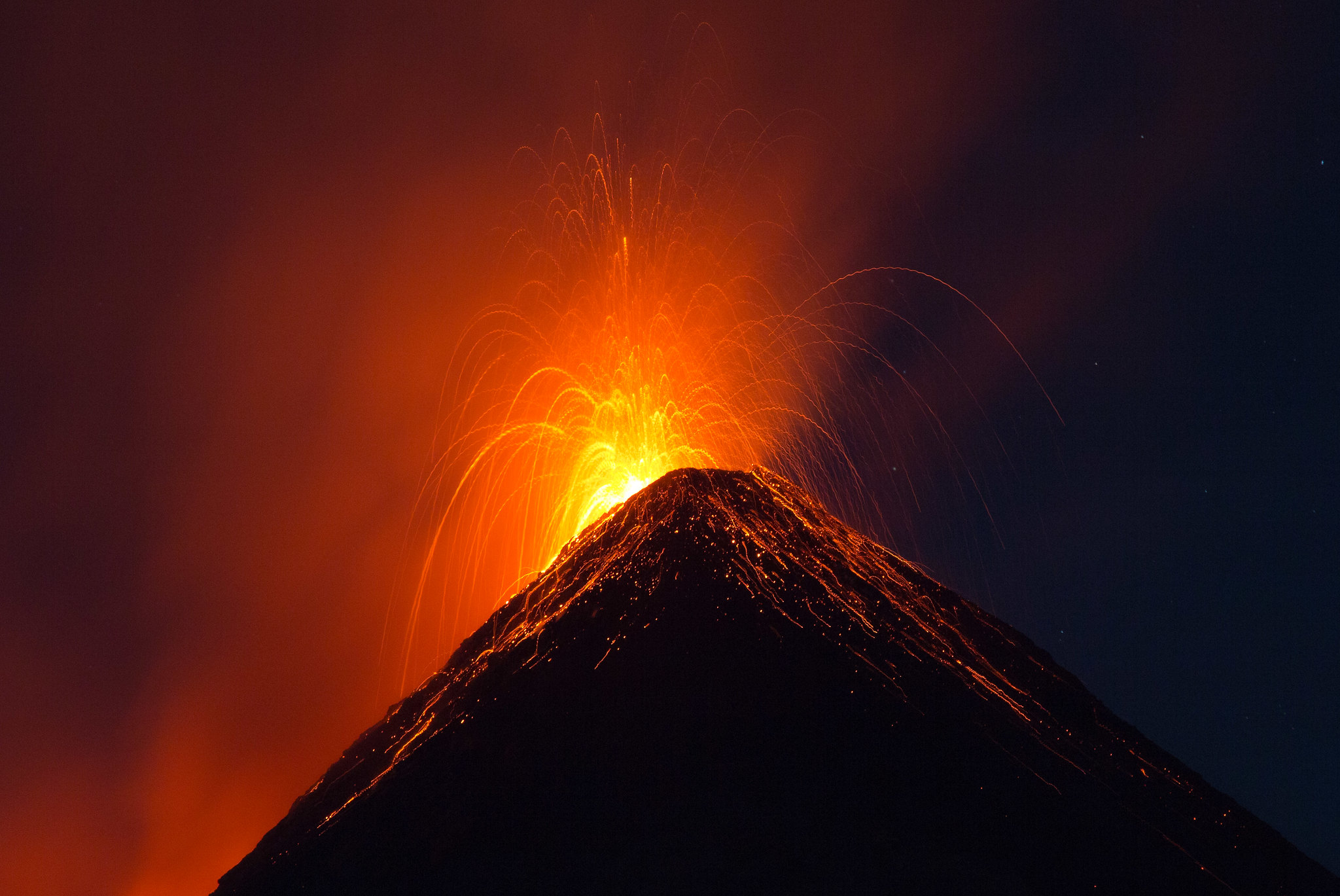 Shuttle Antigua to Pacaya Volcano